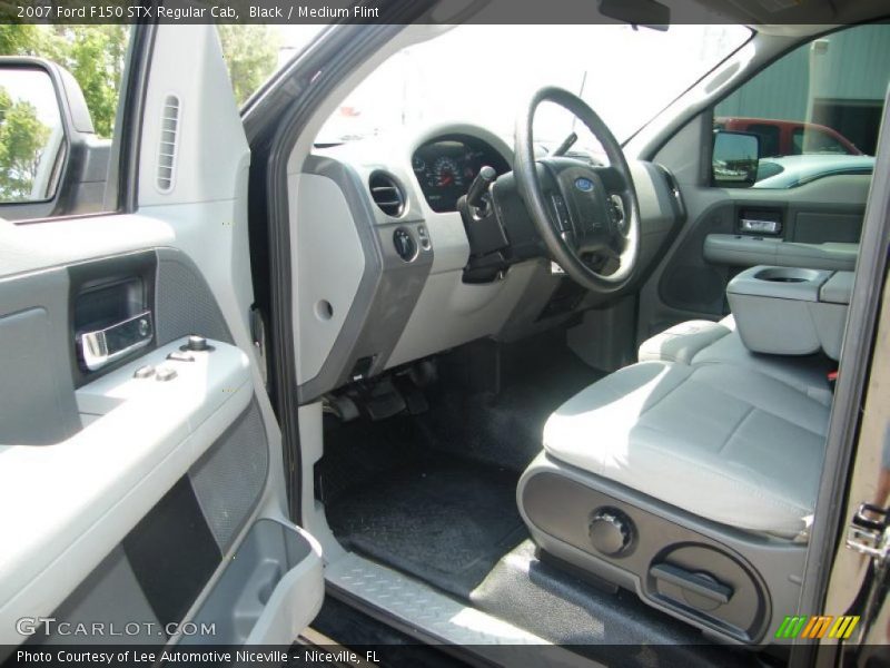 Black / Medium Flint 2007 Ford F150 STX Regular Cab
