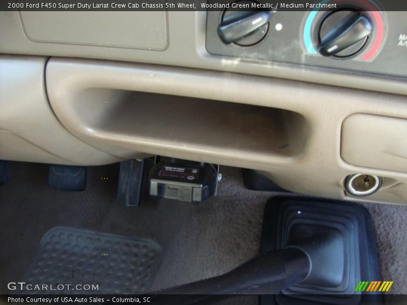 Woodland Green Metallic / Medium Parchment 2000 Ford F450 Super Duty Lariat Crew Cab Chassis 5th Wheel