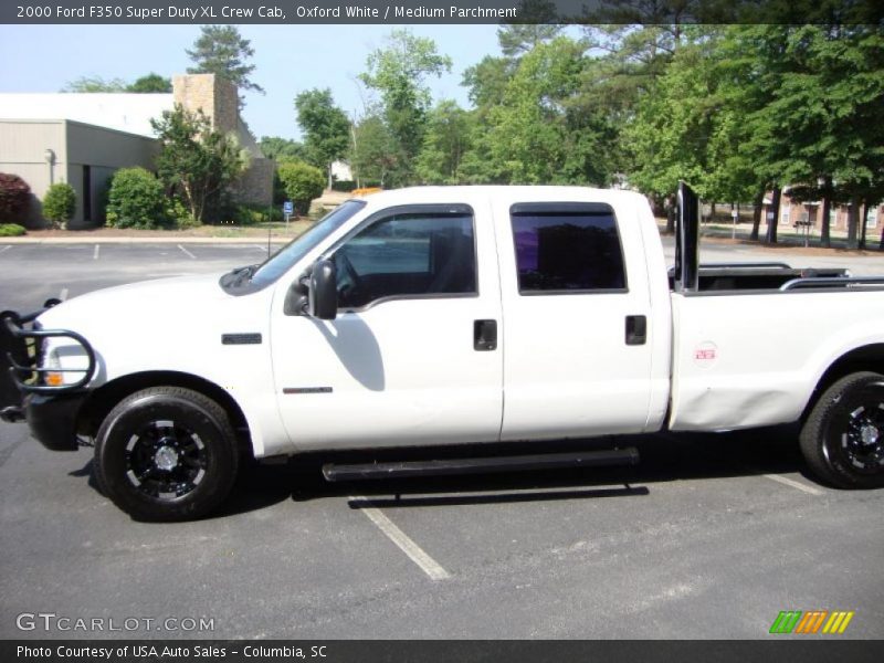 Oxford White / Medium Parchment 2000 Ford F350 Super Duty XL Crew Cab