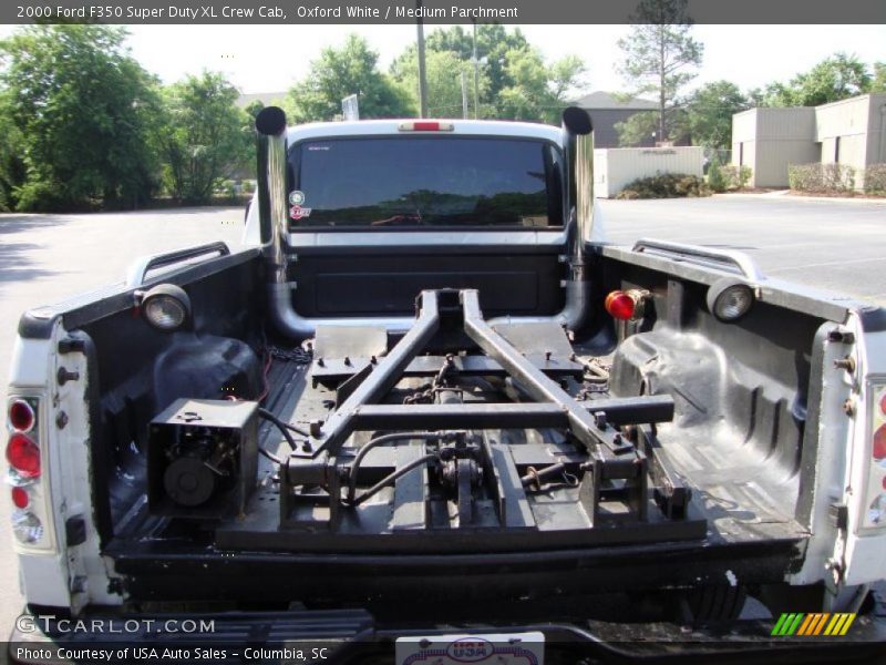 Oxford White / Medium Parchment 2000 Ford F350 Super Duty XL Crew Cab