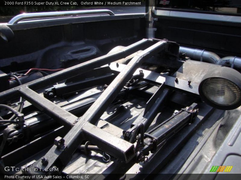 Oxford White / Medium Parchment 2000 Ford F350 Super Duty XL Crew Cab
