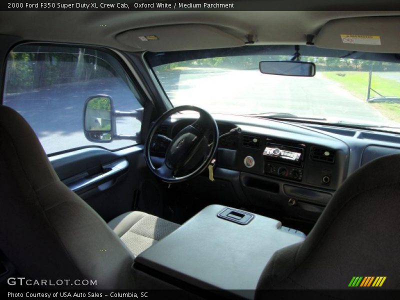 Oxford White / Medium Parchment 2000 Ford F350 Super Duty XL Crew Cab