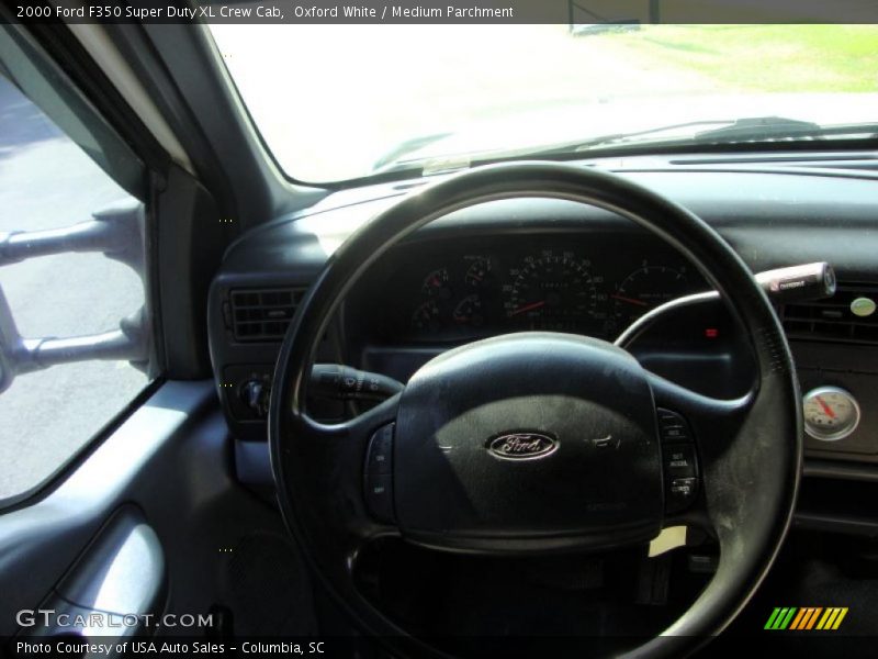 Oxford White / Medium Parchment 2000 Ford F350 Super Duty XL Crew Cab