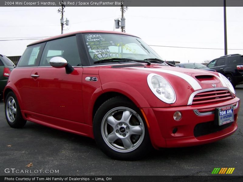 Chili Red / Space Grey/Panther Black 2004 Mini Cooper S Hardtop