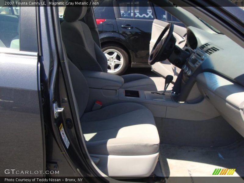Magnetic Gray Metallic / Ash 2007 Toyota Camry LE