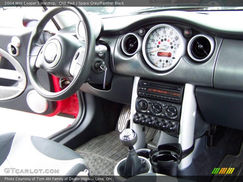Chili Red / Space Grey/Panther Black 2004 Mini Cooper S Hardtop