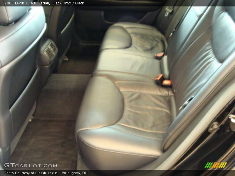 Black Onyx / Black 2005 Lexus LS 430 Sedan