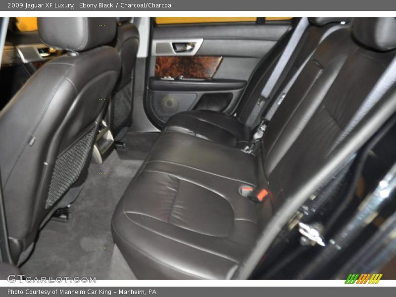 Ebony Black / Charcoal/Charcoal 2009 Jaguar XF Luxury