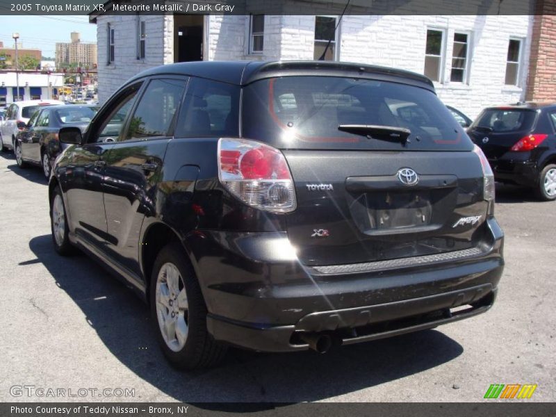 Meteorite Metallic / Dark Gray 2005 Toyota Matrix XR