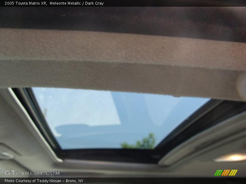 Meteorite Metallic / Dark Gray 2005 Toyota Matrix XR