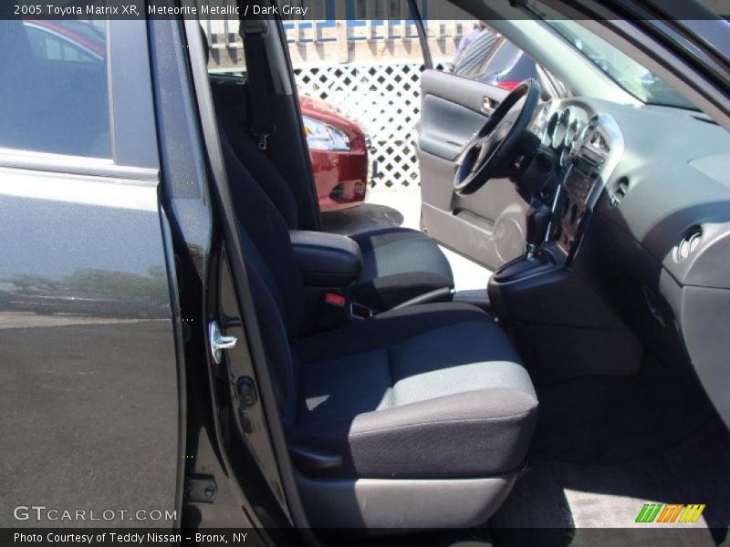 Meteorite Metallic / Dark Gray 2005 Toyota Matrix XR