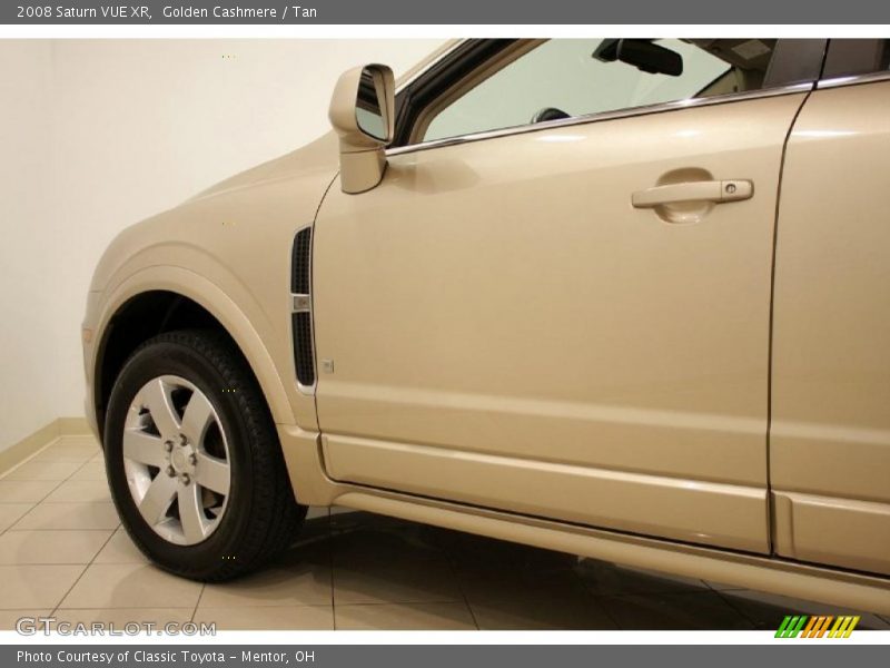 Golden Cashmere / Tan 2008 Saturn VUE XR