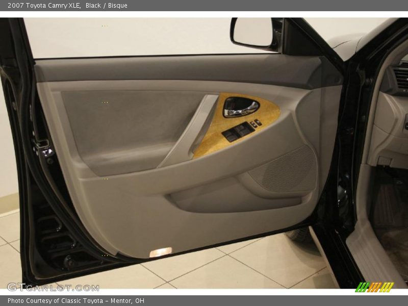 Black / Bisque 2007 Toyota Camry XLE