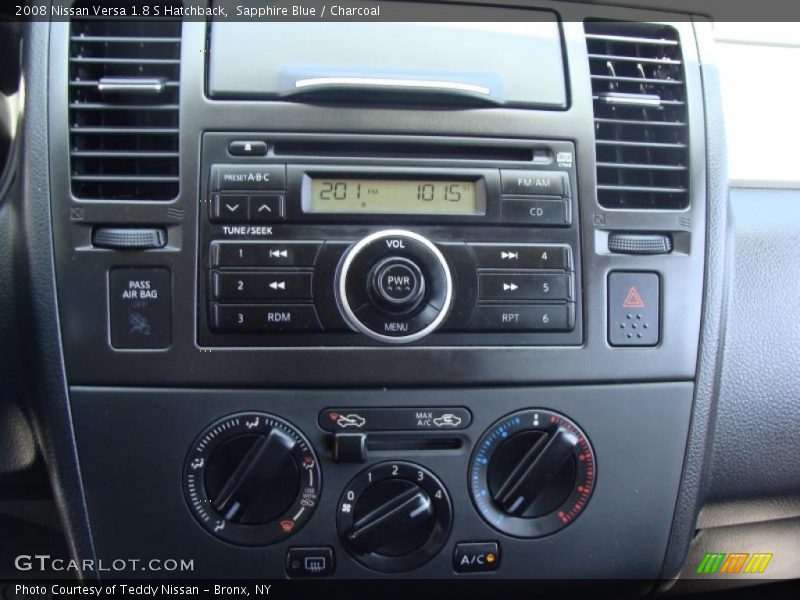 Sapphire Blue / Charcoal 2008 Nissan Versa 1.8 S Hatchback