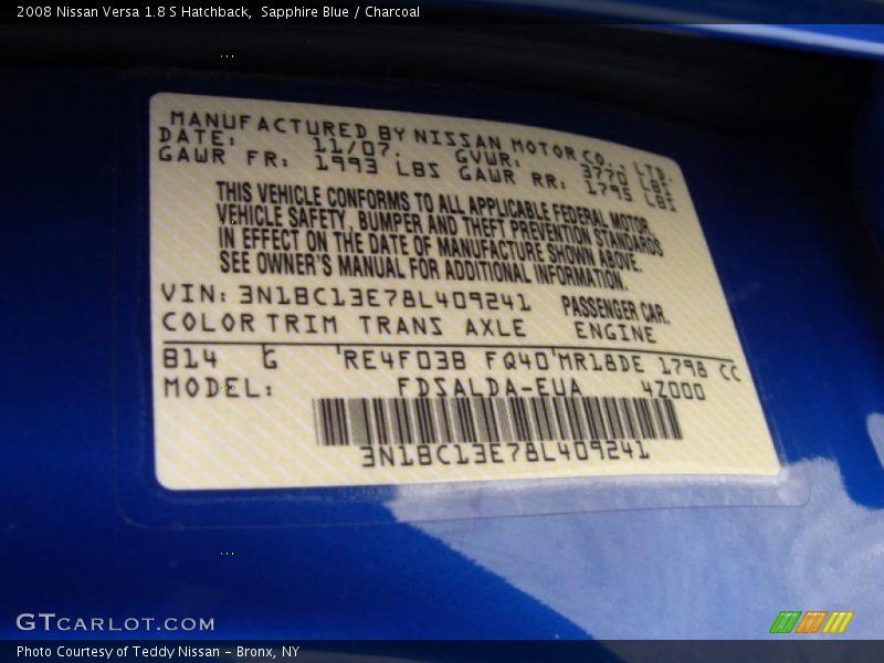 Sapphire Blue / Charcoal 2008 Nissan Versa 1.8 S Hatchback