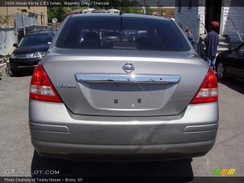 Magnetic Gray / Charcoal 2008 Nissan Versa 1.8 S Sedan