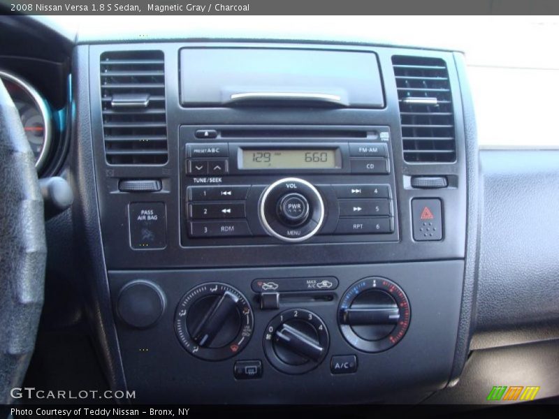 Magnetic Gray / Charcoal 2008 Nissan Versa 1.8 S Sedan