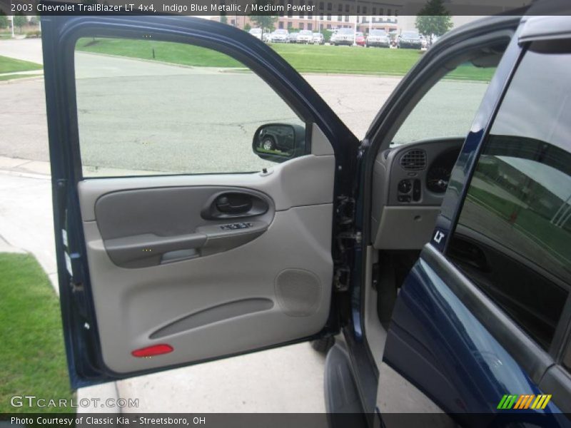 Indigo Blue Metallic / Medium Pewter 2003 Chevrolet TrailBlazer LT 4x4