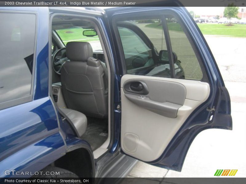 Indigo Blue Metallic / Medium Pewter 2003 Chevrolet TrailBlazer LT 4x4