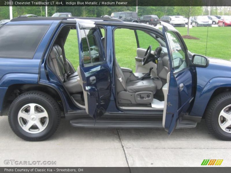 Indigo Blue Metallic / Medium Pewter 2003 Chevrolet TrailBlazer LT 4x4