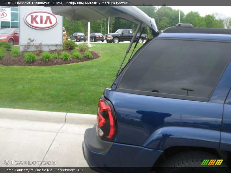 Indigo Blue Metallic / Medium Pewter 2003 Chevrolet TrailBlazer LT 4x4