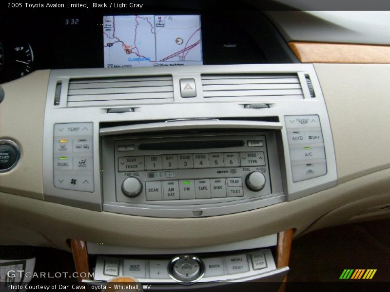 Black / Light Gray 2005 Toyota Avalon Limited