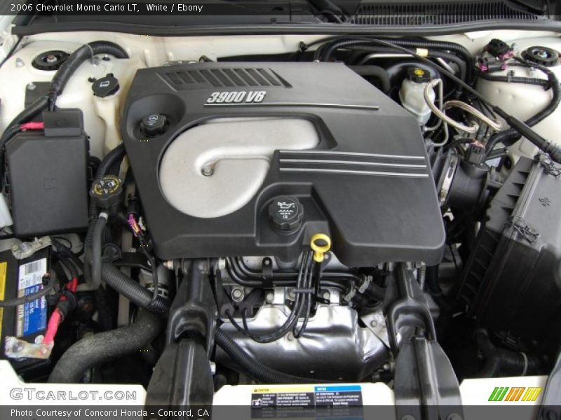 White / Ebony 2006 Chevrolet Monte Carlo LT