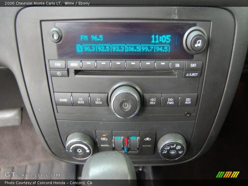 White / Ebony 2006 Chevrolet Monte Carlo LT