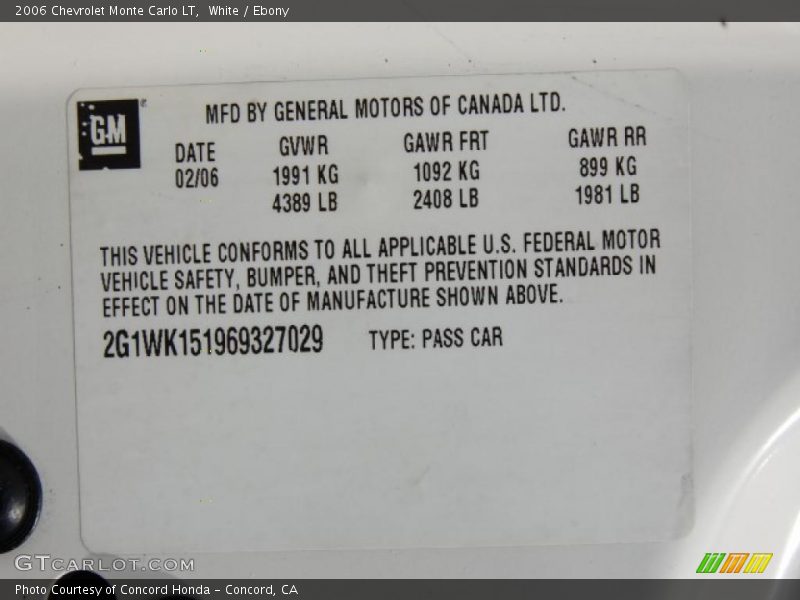 White / Ebony 2006 Chevrolet Monte Carlo LT