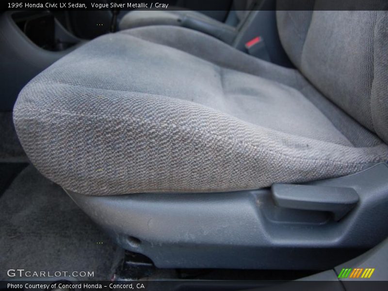 Vogue Silver Metallic / Gray 1996 Honda Civic LX Sedan