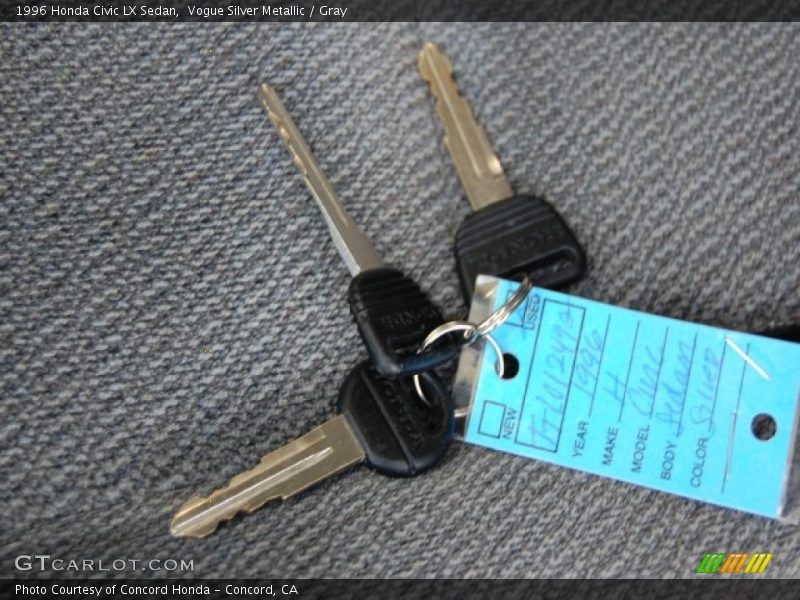 Vogue Silver Metallic / Gray 1996 Honda Civic LX Sedan
