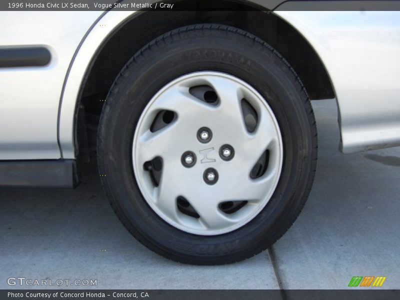 Vogue Silver Metallic / Gray 1996 Honda Civic LX Sedan