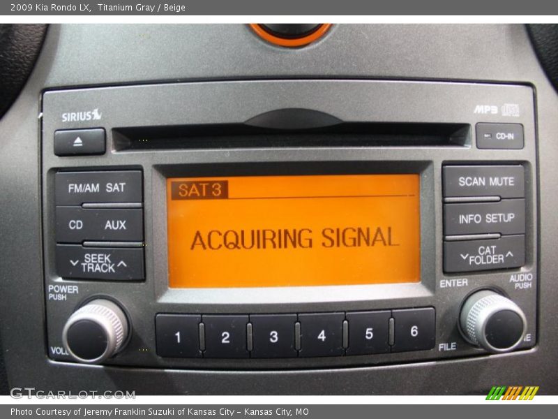 Titanium Gray / Beige 2009 Kia Rondo LX