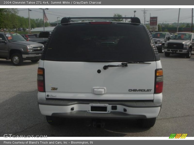 Summit White / Gray/Dark Charcoal 2004 Chevrolet Tahoe Z71 4x4