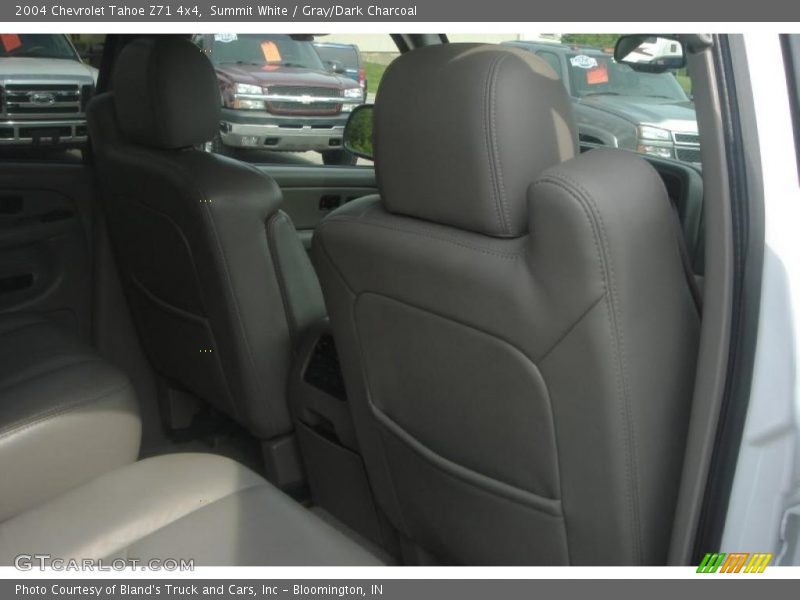 Summit White / Gray/Dark Charcoal 2004 Chevrolet Tahoe Z71 4x4