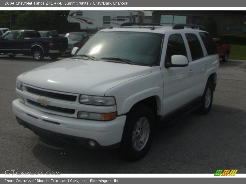Summit White / Gray/Dark Charcoal 2004 Chevrolet Tahoe Z71 4x4