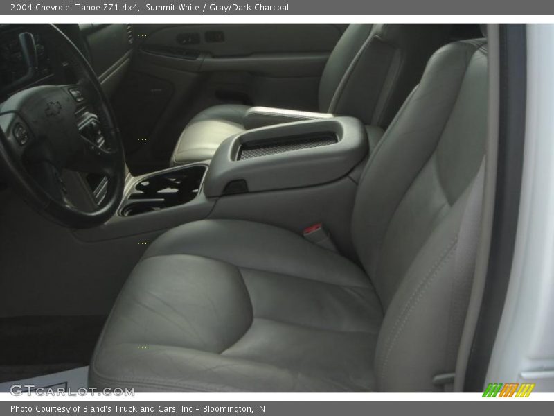 Summit White / Gray/Dark Charcoal 2004 Chevrolet Tahoe Z71 4x4