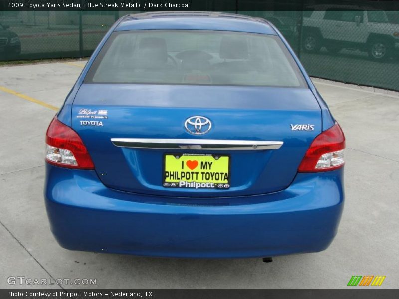 Blue Streak Metallic / Dark Charcoal 2009 Toyota Yaris Sedan