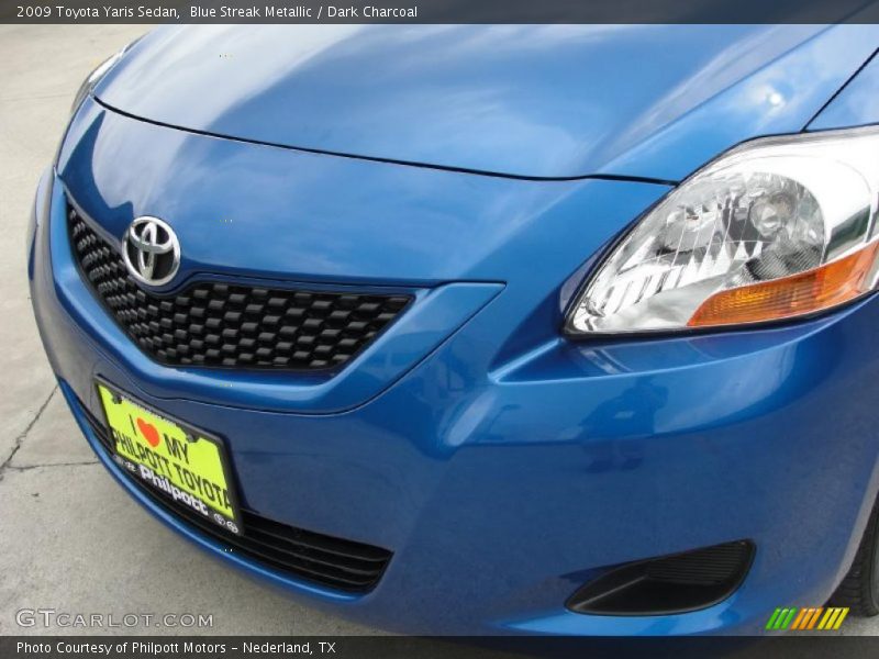 Blue Streak Metallic / Dark Charcoal 2009 Toyota Yaris Sedan