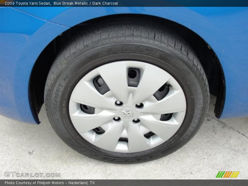 Blue Streak Metallic / Dark Charcoal 2009 Toyota Yaris Sedan
