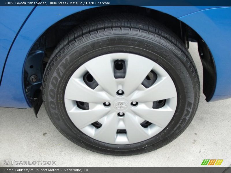 Blue Streak Metallic / Dark Charcoal 2009 Toyota Yaris Sedan
