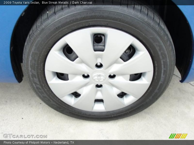 Blue Streak Metallic / Dark Charcoal 2009 Toyota Yaris Sedan