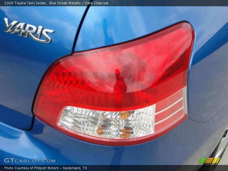Blue Streak Metallic / Dark Charcoal 2009 Toyota Yaris Sedan