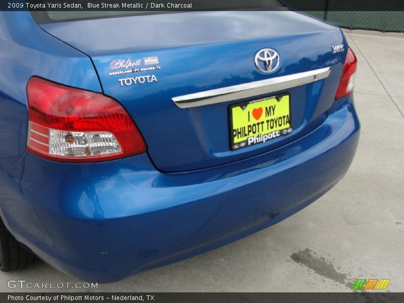 Blue Streak Metallic / Dark Charcoal 2009 Toyota Yaris Sedan