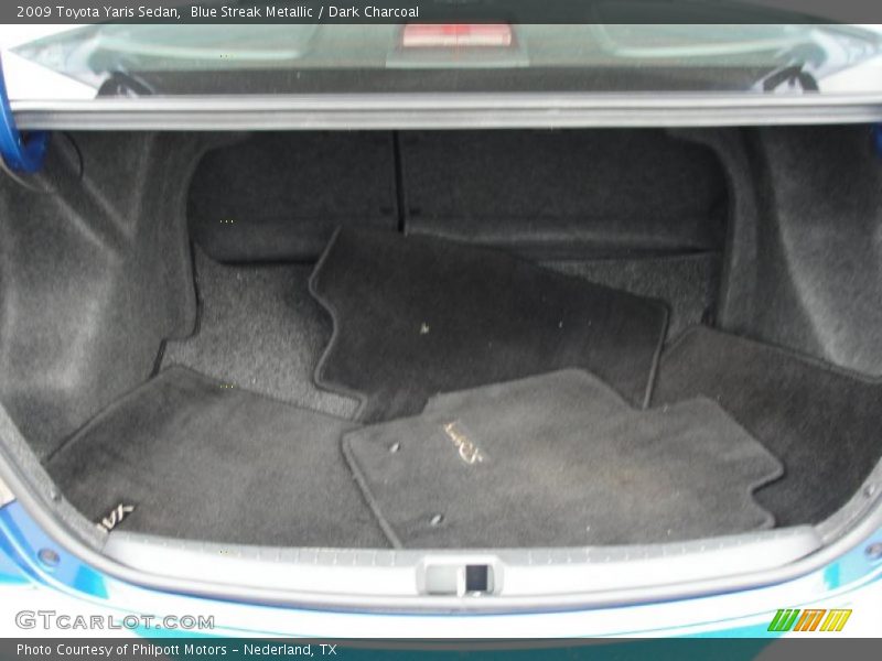 Blue Streak Metallic / Dark Charcoal 2009 Toyota Yaris Sedan