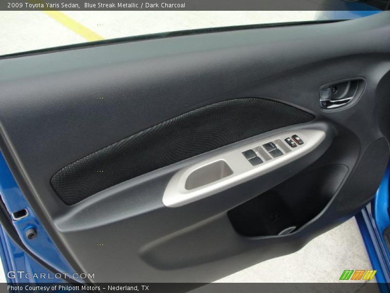 Blue Streak Metallic / Dark Charcoal 2009 Toyota Yaris Sedan