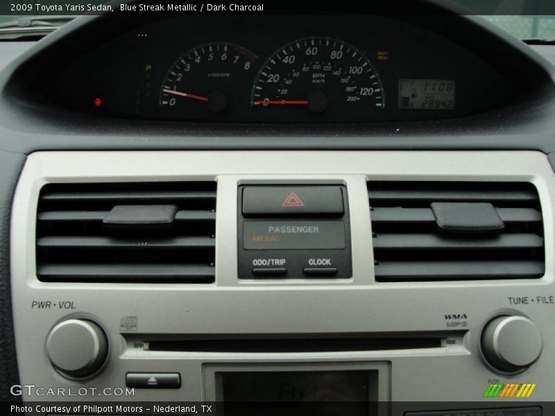 Blue Streak Metallic / Dark Charcoal 2009 Toyota Yaris Sedan