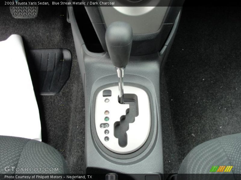 Blue Streak Metallic / Dark Charcoal 2009 Toyota Yaris Sedan