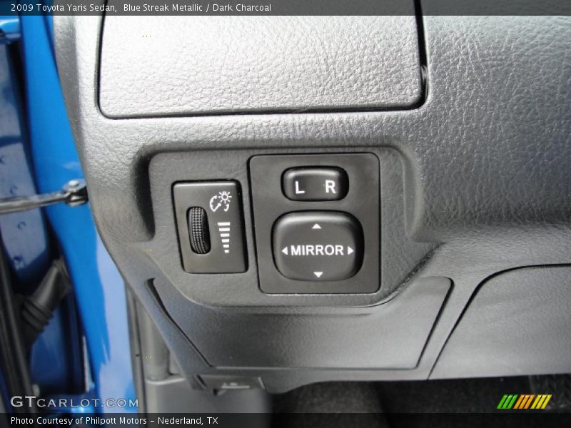 Blue Streak Metallic / Dark Charcoal 2009 Toyota Yaris Sedan