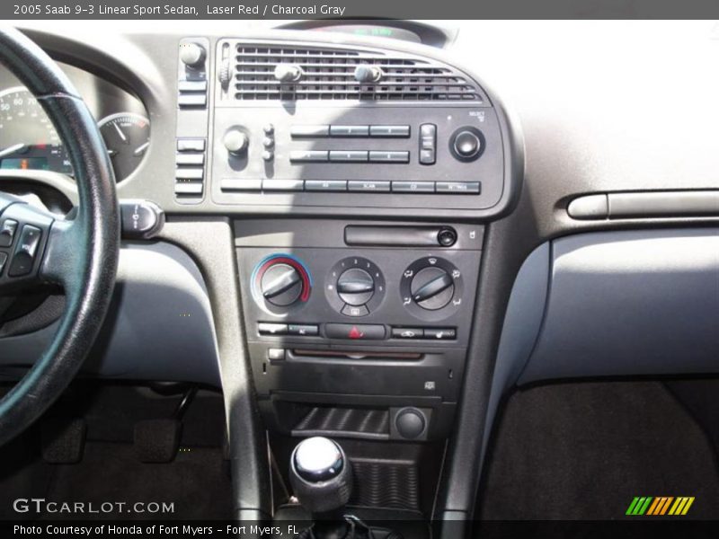 Laser Red / Charcoal Gray 2005 Saab 9-3 Linear Sport Sedan